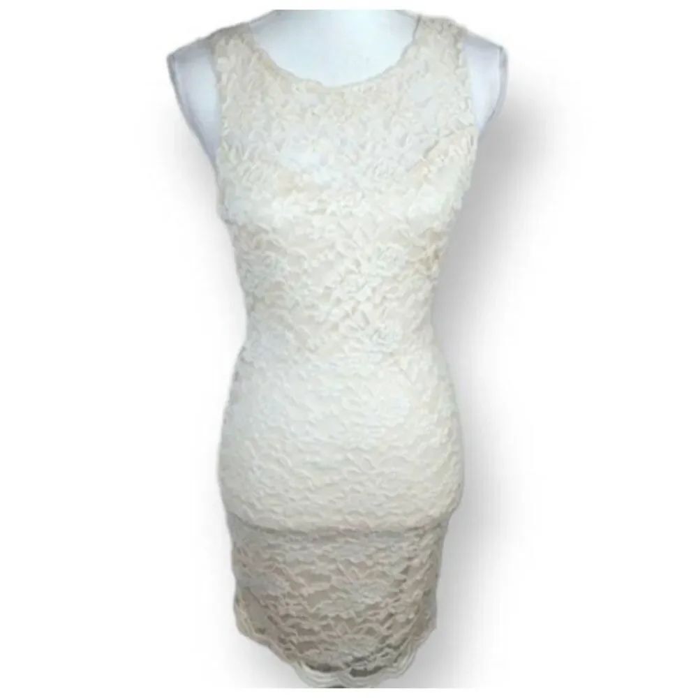 B.DARLIN CREAM LACE BODYCON DRESS SZ.5/6 EUC.